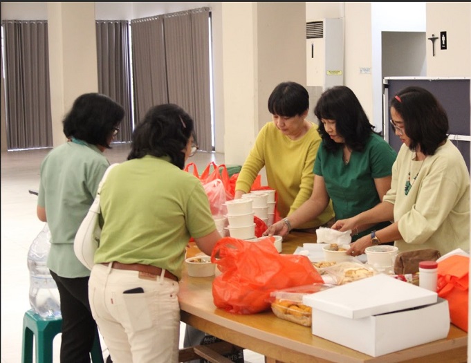 Ada makan siang PAKAI